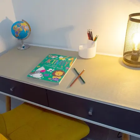 Apparemment T3 Au Coeur Champenois Apartament