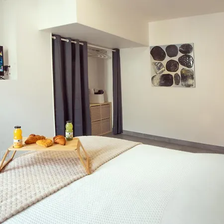 Apartament Apparemment T3 Au Coeur Champenois *